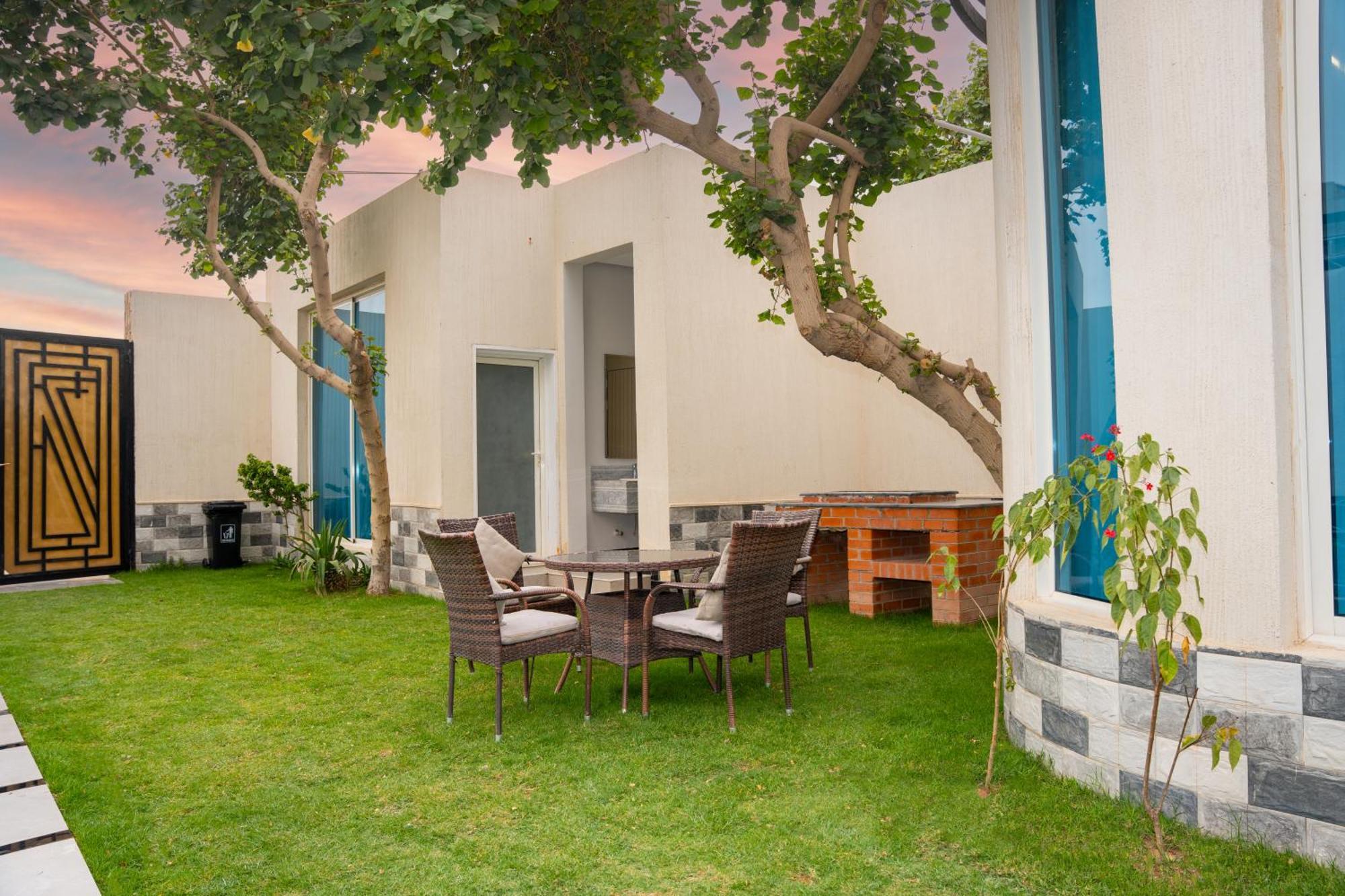 Resort Arjan Park *
