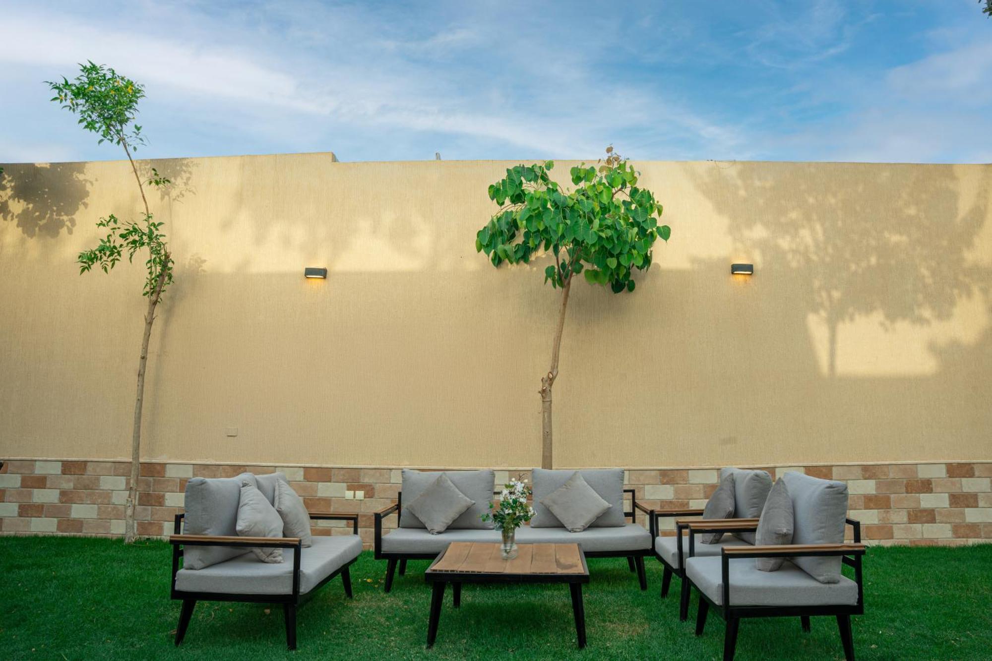 Resort Arjan Park *